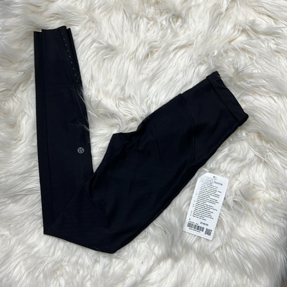 Lululemoon - Picture 2 of 7